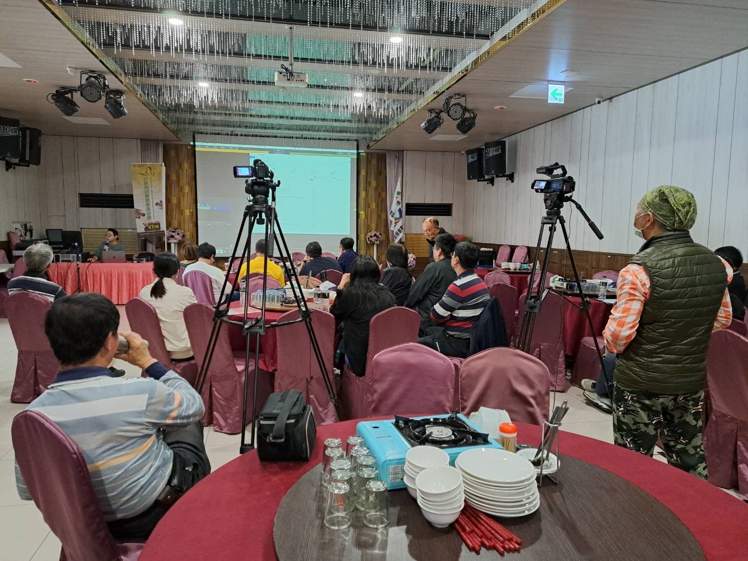 LINE_ALBUM_彰化-鵝媽媽海鮮三協會聯合教學活動1121219_240324_46.jpg